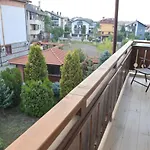 лукс Апартаменти