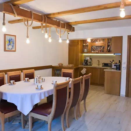 лукс Apartment *